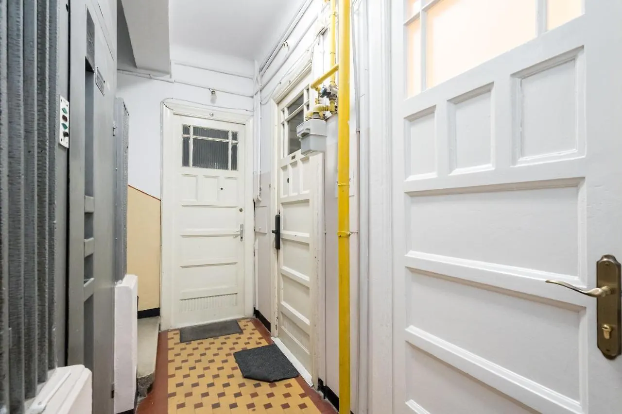Cismigiu Serenity: 1Br Flat With Scenic Balcony Βουκουρέστι Ρουμανία
